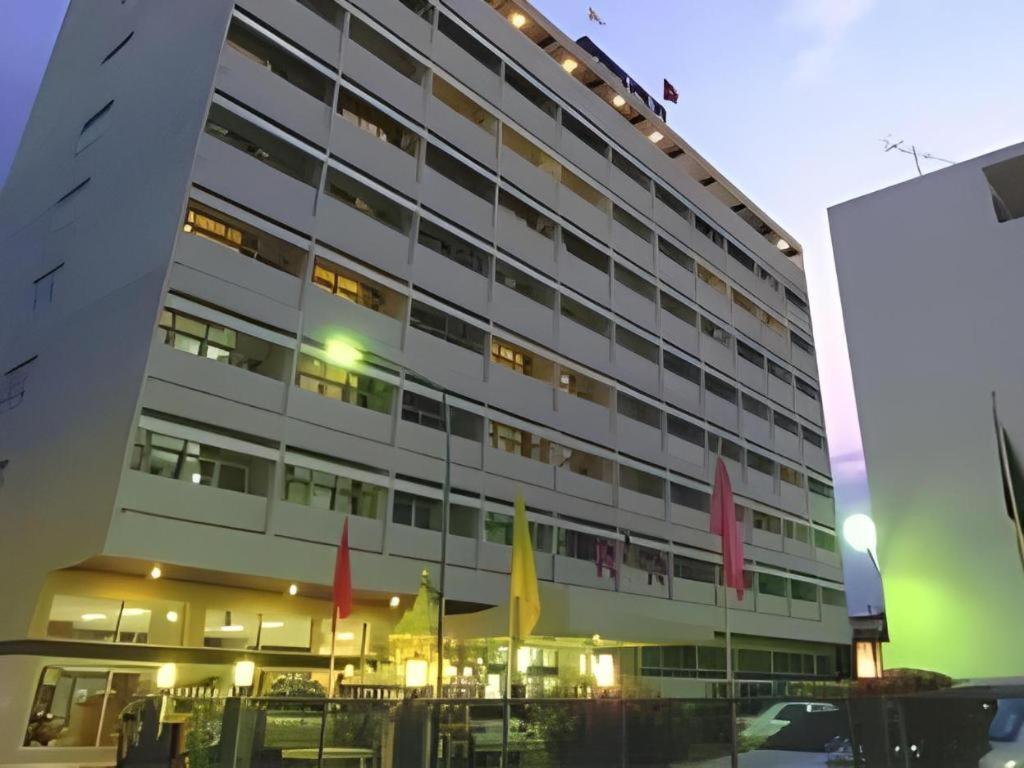 Ubon Hotel Убонратчатхані Екстер'єр фото