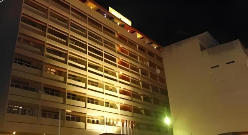 Ubon Hotel Убонратчатхані Екстер'єр фото
