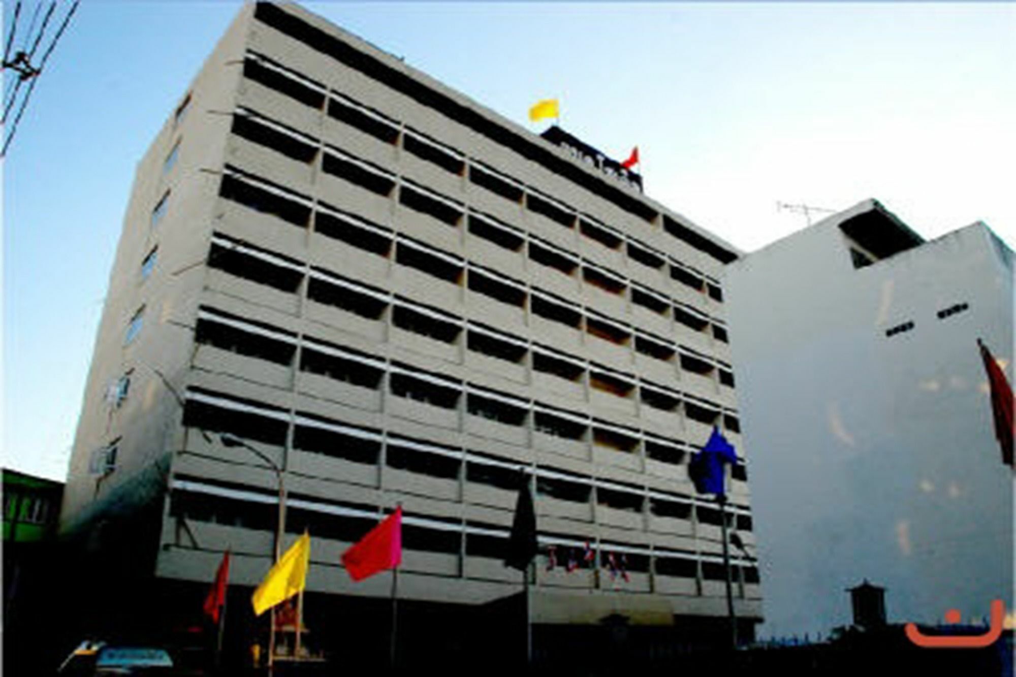 Ubon Hotel Убонратчатхані Екстер'єр фото